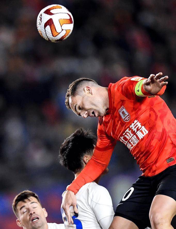 关键时刻中超焦点战,拜仁慕尼黑主帅复盘,底气十足,轮换策略成焦点 关键时刻中超焦点战,拜仁慕尼黑主帅复盘,底气十足,轮换策略成焦点